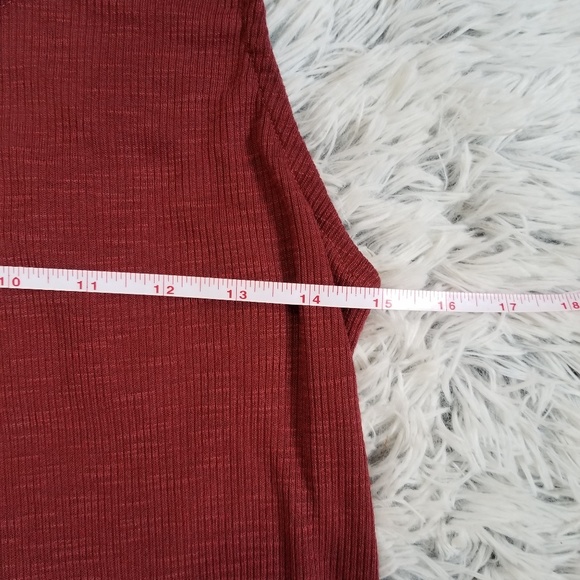 Rue21 crop tank top red with fringe NWT size small - Picture 4 of 6